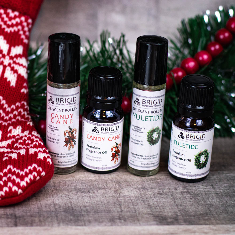 Yuletide Diffuser Oil - Juniper, Christmas Wreaths, Pine Trees, and Bonfire Smoke