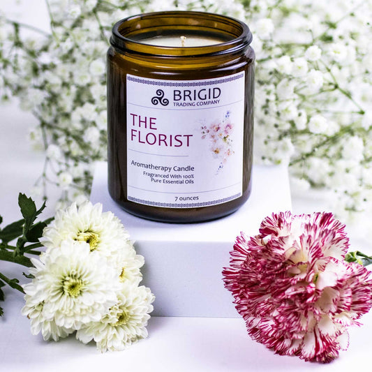 The Florist Soy Wax Candle - Jasmine, Ylang Ylang, Helichrysum, and Sandalwood